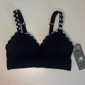 New Balance Sports Bra Black Medium Support Padded Women Size M NEW
